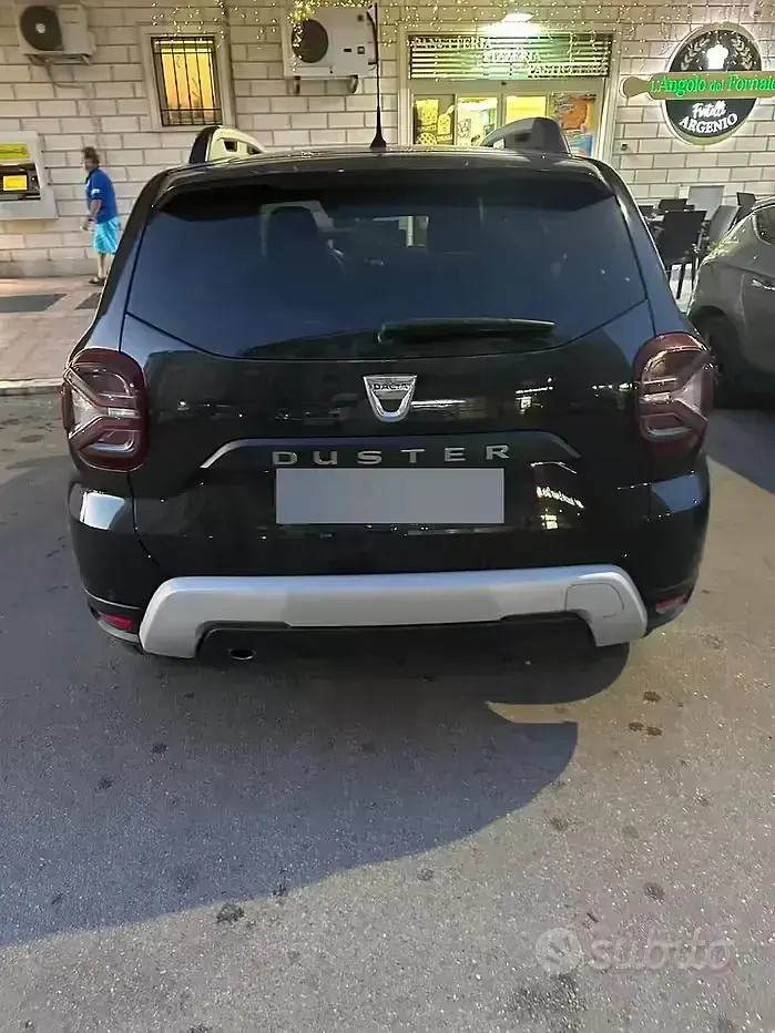 Usata Dacia Duster Prestige 101 CV (74 kW) 2021 Nero SUV