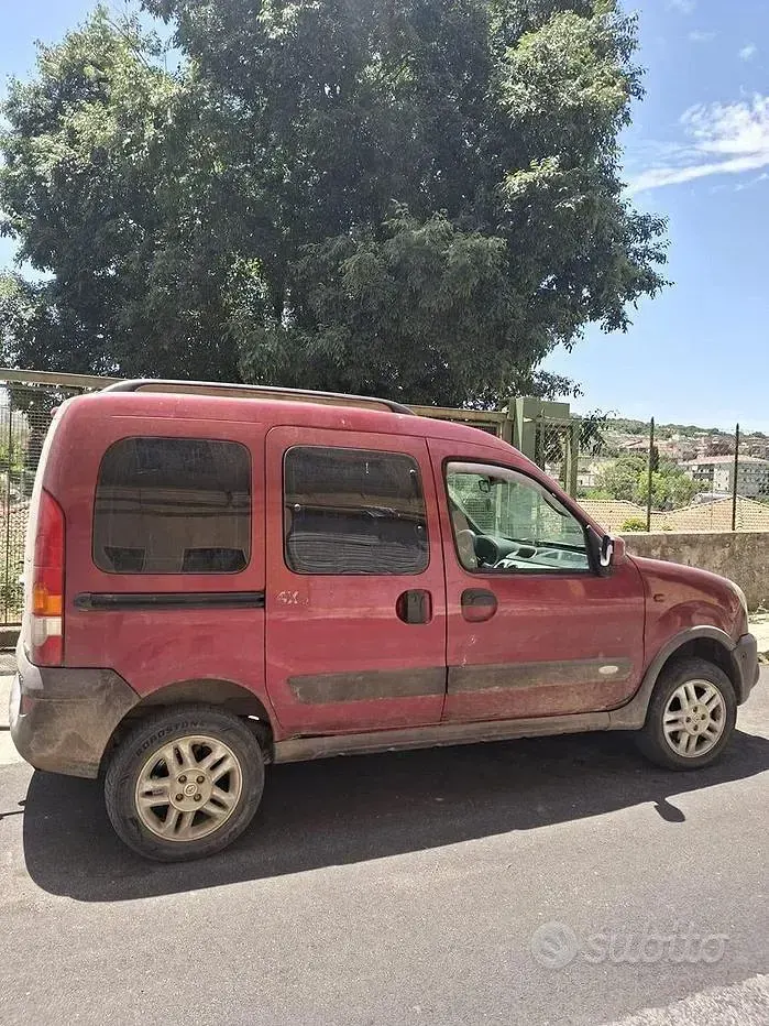 Usata Renault Kangoo 84 CV (61 kW) 2003 Monovolume