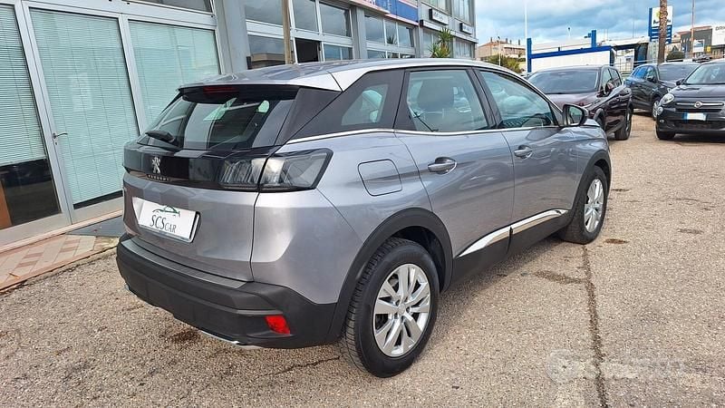 Usata Peugeot 3008 Business-Line 130 CV (95 kW) 2021 Grigio Station wagon