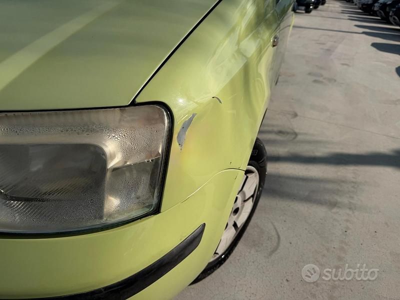 Usata Fiat Panda 54 CV (39 kW) 2006 Verde Utilitaria