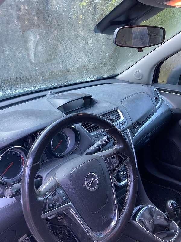 Usata Opel Mokka Cosmo 140 CV (102 kW) 2015 Bianco SUV