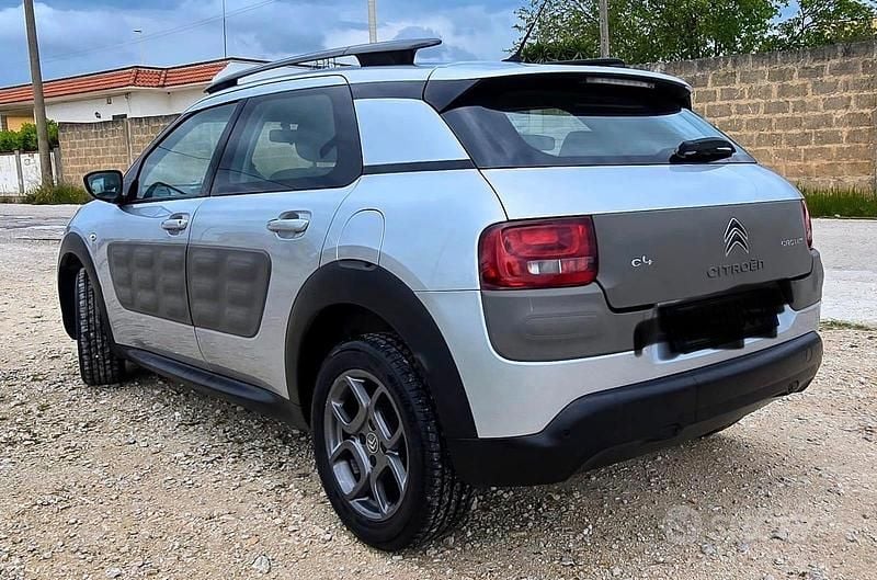 Usata Citroën C4 Cactus 92 CV (67 kW) 2014 Grigio Utilitaria