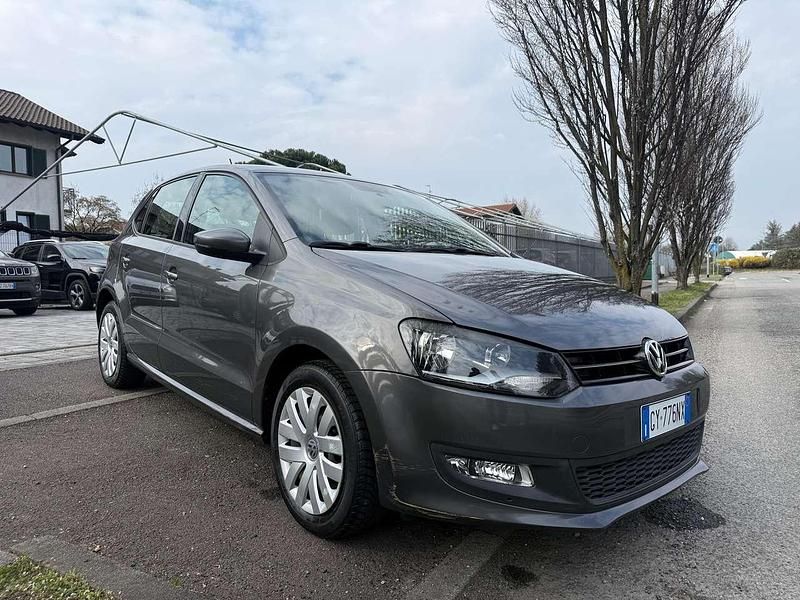 Usata VW Polo Comfortline 75 CV (55 kW) 2012 Grigio Utilitaria