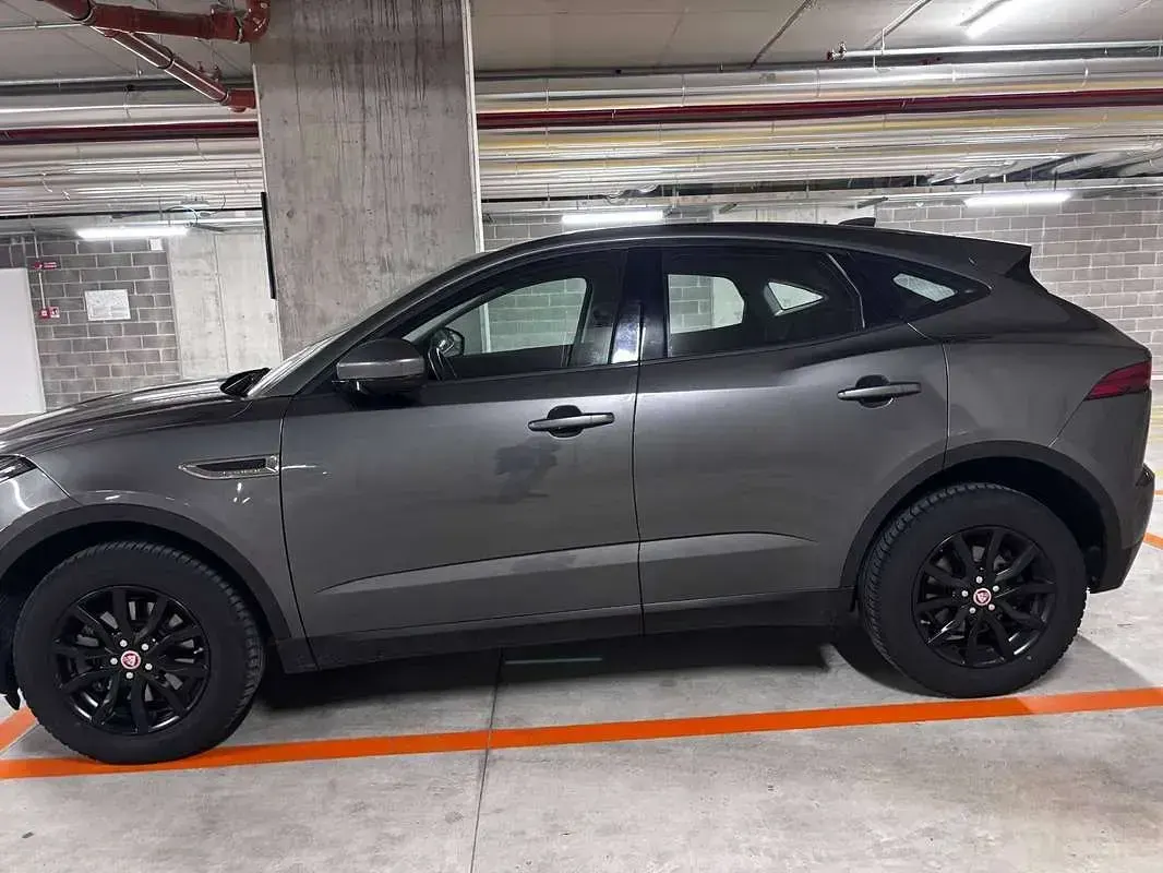 Usata Jaguar E-Pace 150 CV (110 kW) 2018 Grigio SUV