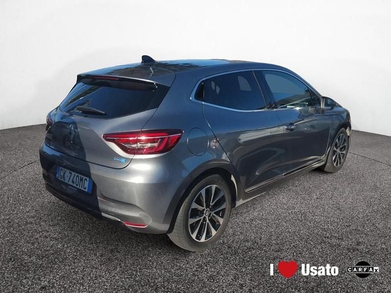 Usata Renault Clio V Techno 145 CV (106 kW) 2022 Grigio Utilitaria