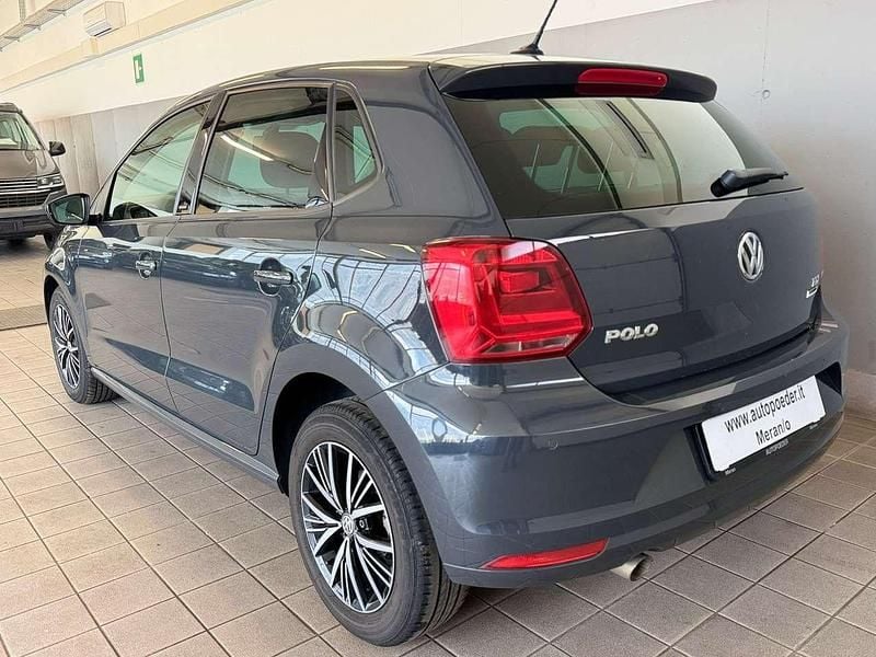 Usata VW Polo Allstar 90 CV (66 kW) 2017 Grigio Berlina