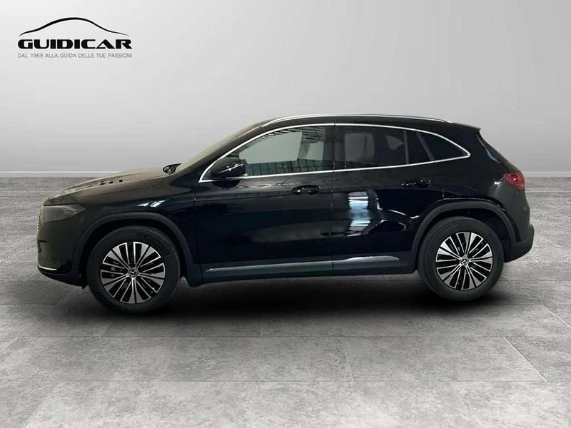 Nuova Mercedes EQA250+ Edition 139 kW (190 CV) 2026 Vernice nero cosmo SUV
