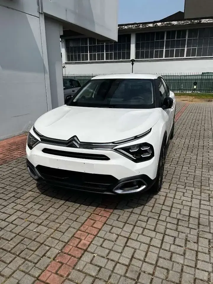Usata Citroën C4 PureTech 131 CV (96 kW) 2024 Bianco SUV