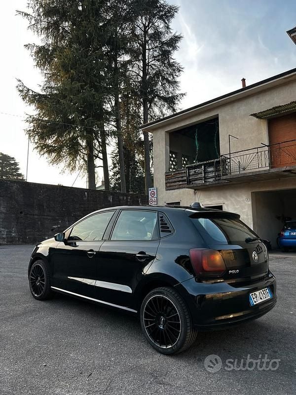 Usata VW Polo 60 CV (44 kW) 2013 Nero Utilitaria