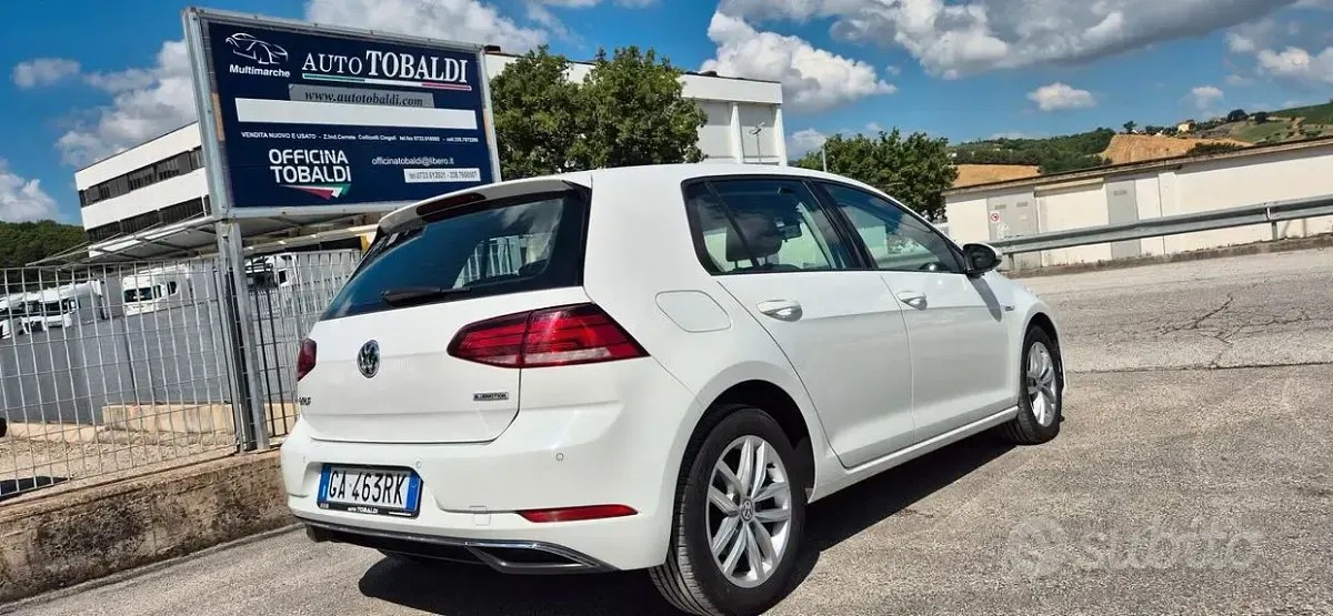 Usata VW Golf VIII Business 131 CV (96 kW) 2020 Bianco Berlina