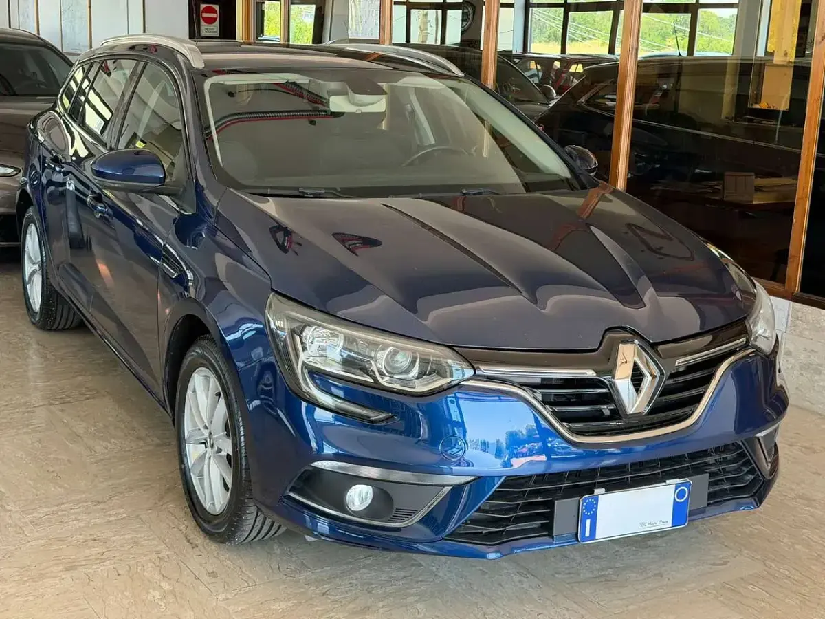 Usata Renault Mégane GrandTour Business 116 CV (85 kW) 2018 Grigio titanio Station wagon