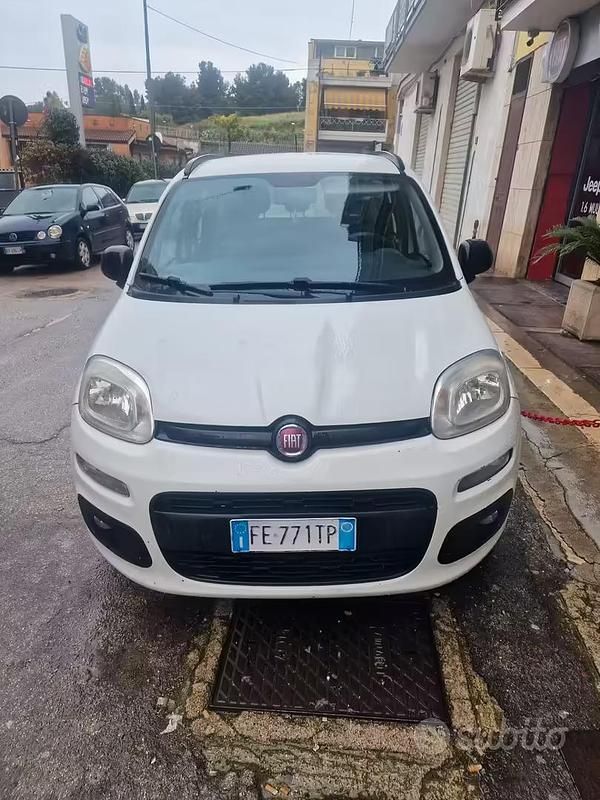 Usata Fiat Panda Easy 95 CV (69 kW) 2016 Bianco Utilitaria