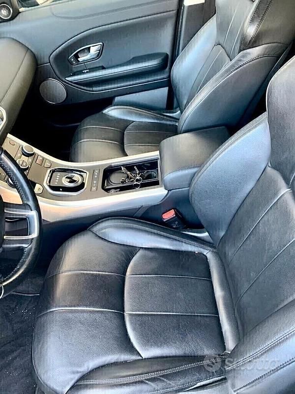 Usata Land Rover Range Rover evoque 150 CV (110 kW) 2018 Grigio Berlina