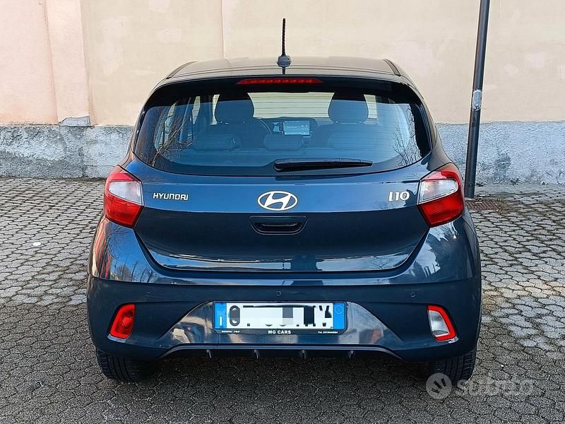 Usata Hyundai i10 66 CV (48 kW) 2024 Grigio Utilitaria