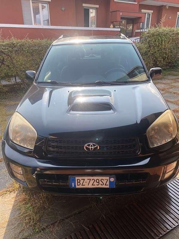 Usata Toyota RAV4 116 CV (85 kW) 2002 Nero SUV