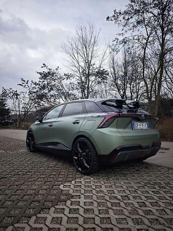 Usata MG MG4 EV 319 kW (435 CV) 2023 Verde Utilitaria
