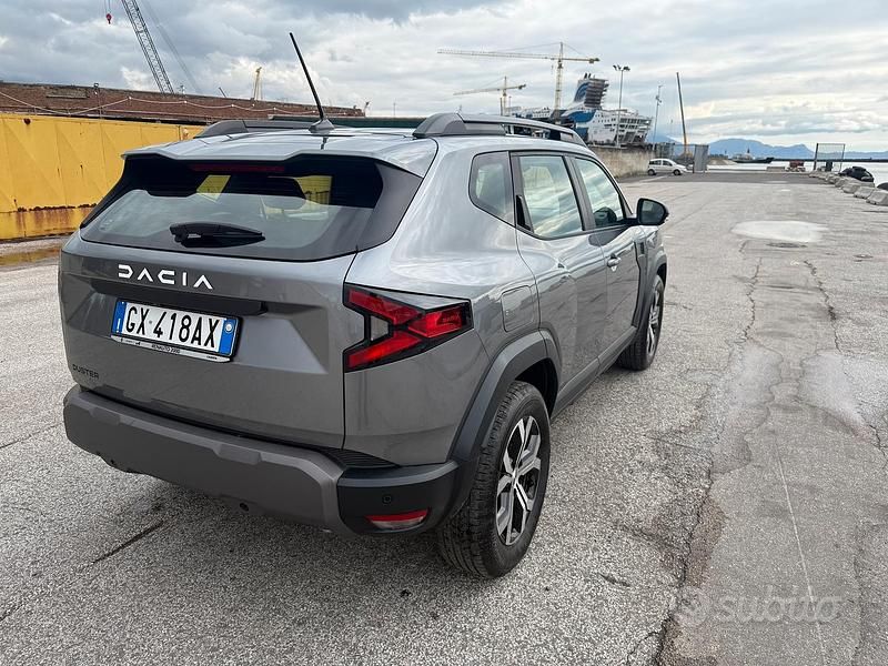 Usata Dacia Duster Expression 101 CV (74 kW) 2024 Grigio SUV