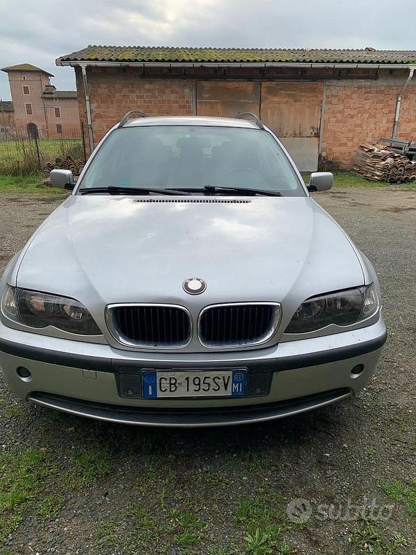 Begagnad BMW 320 150 HK (110 kW) 2002 Grå Kombi