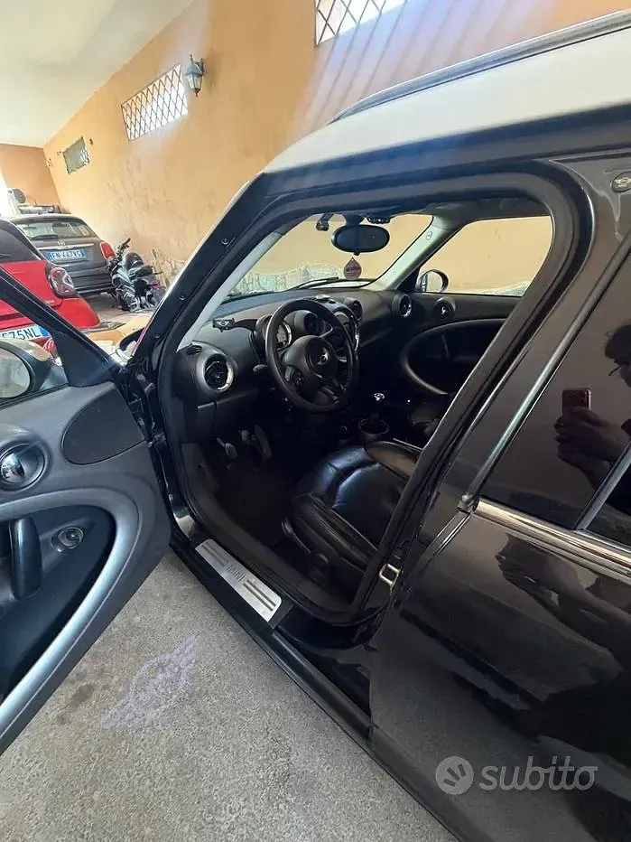 Usata Mini Countryman 111 CV (81 kW) 2011 Nero SUV