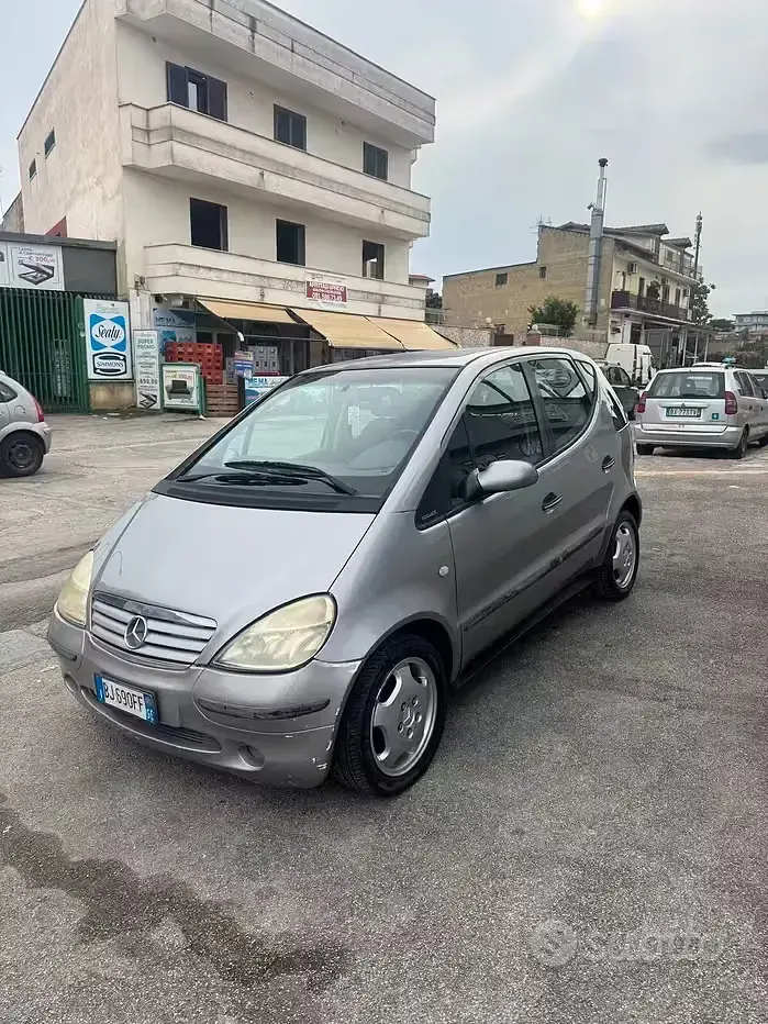 Usata Mercedes A160 Classic 102 CV (75 kW) 2000 Grigio Utilitaria