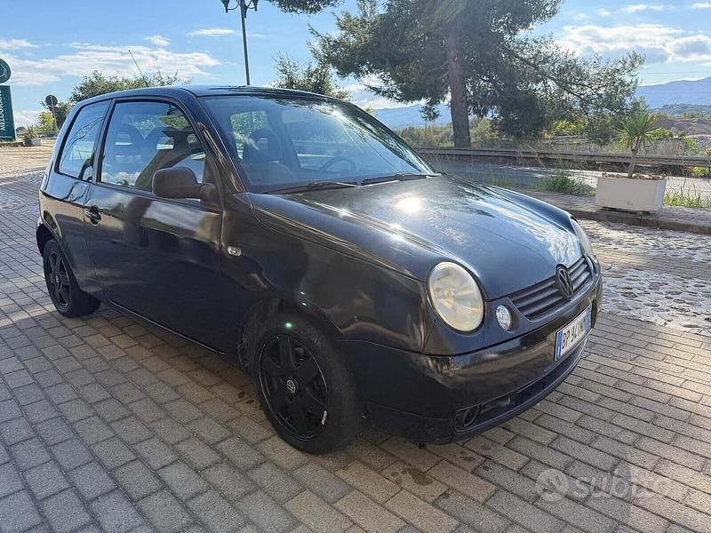 Usata VW Lupo Highline 100 CV (73 kW) 2001 Nero Utilitaria