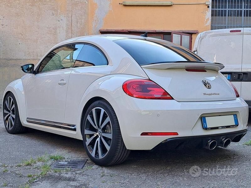 Usata VW Beetle Sport 199 CV (146 kW) 2025 Bianco Utilitaria