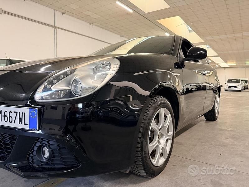 Usata Alfa Romeo Giulietta Progression 105 CV (77 kW) 2012 Nero Utilitaria