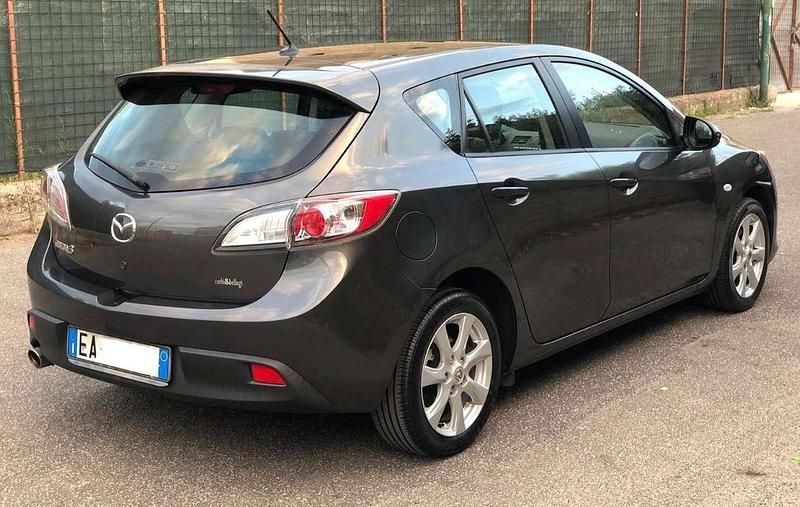 Usata Mazda 3 109 CV (80 kW) 2010 Grigio Berlina