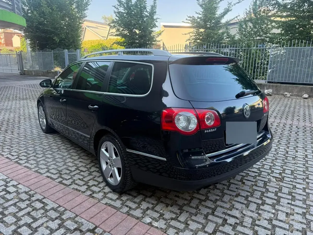 Usata VW Passat 140 CV (102 kW) 2007 Nero Station wagon