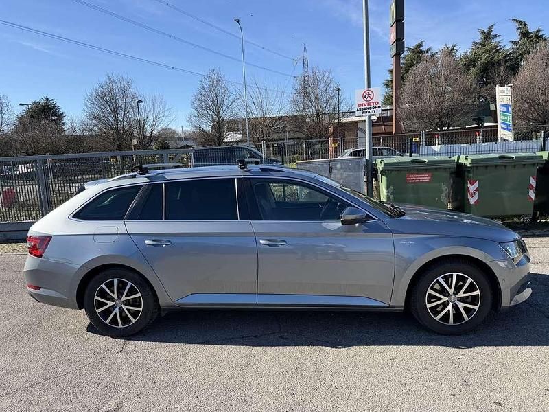 Usata Skoda Superb LAURIN & KLEMENT 190 CV (139 kW) 2017 Station wagon