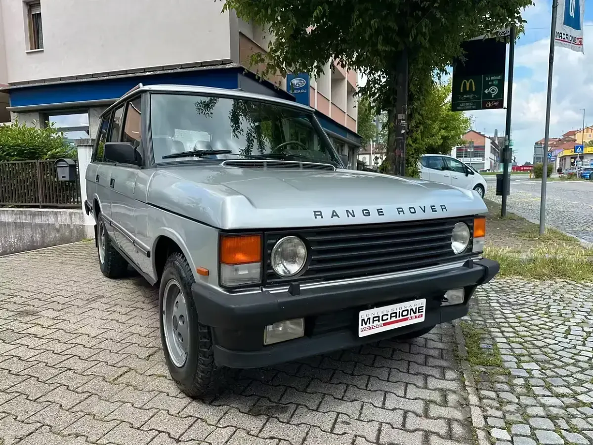 Begagnad Land Rover Range Rover 163 HK (119 kW) 1986 SUV