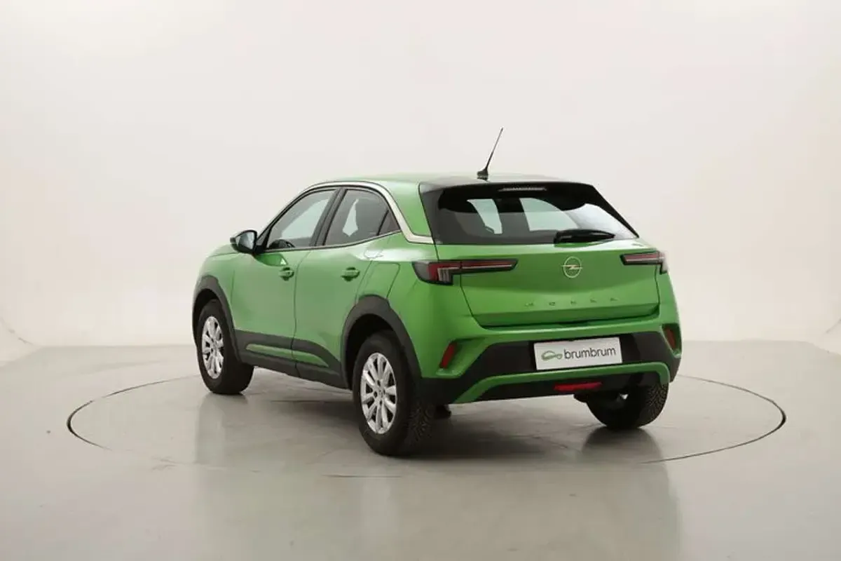 Begagnad Opel Mokka Edition 101 HK (74 kW) 2023 Grön SUV