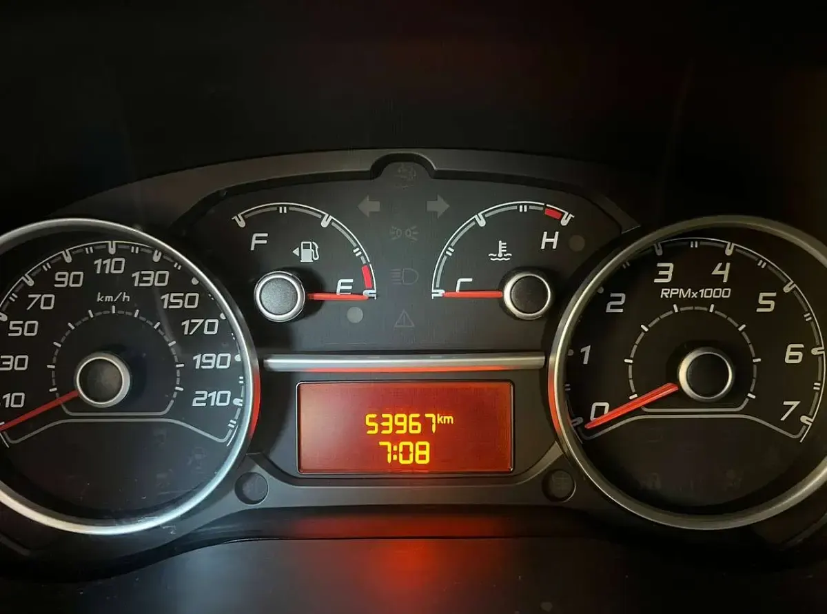 Usata Fiat Doblò 105 CV (77 kW) 2022 Bianco pastello Monovolume