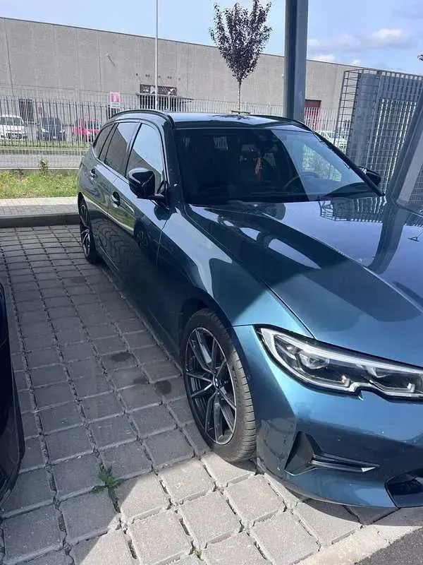 Begagnad BMW 320 190 HK (139 kW) 2020 Blå Kombi