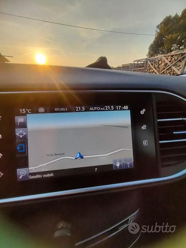 Usata Peugeot 308 SW 120 CV (88 kW) 2017 Blu Station wagon