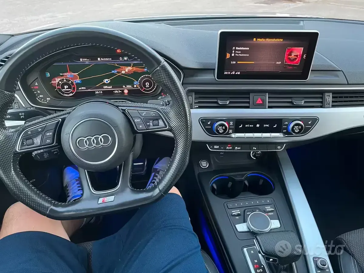 Usata Audi A4 S-Line 190 CV (139 kW) 2019 Grigio Station wagon