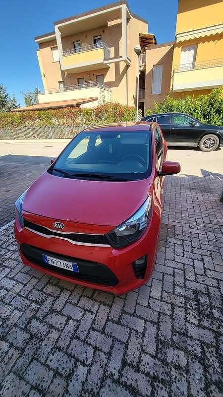 Usata Kia Picanto Active 67 CV (49 kW) 2018 Rosso Utilitaria
