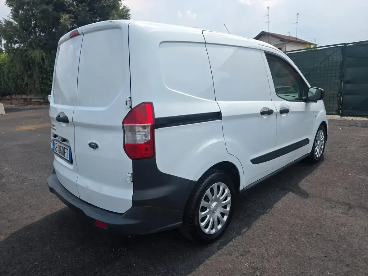 Usata Ford Transit Connect Trend 100 CV (73 kW) 2020 Bianco Monovolume