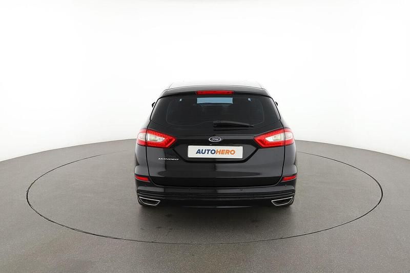 Usata Ford Mondeo Titanium 180 CV (132 kW) 2015 Nero Station wagon