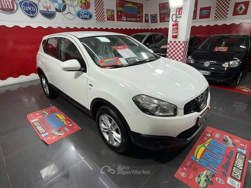 Usata Nissan Qashqai Acenta 131 CV (96 kW) 2013 Bianco SUV