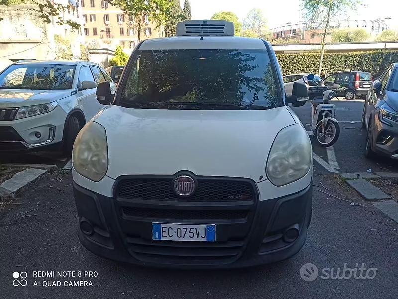 Usata Fiat Doblò 90 CV (66 kW) 2010 Bianco Monovolume