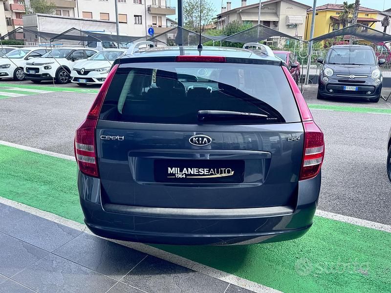 Usata Kia Ceed GT 115 CV (84 kW) 2008 Nero Station wagon