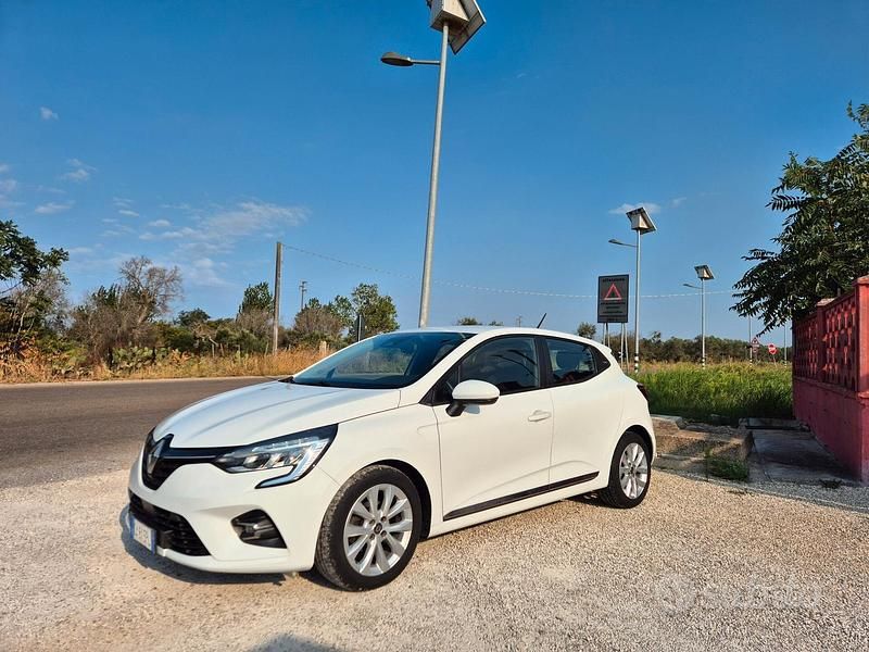 Usata Renault Clio V Intens 100 CV (73 kW) 2020 Bianco Berlina