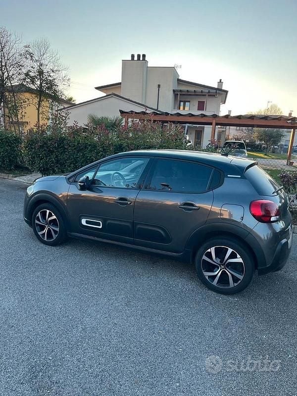 Usata Citroën C3 83 CV (61 kW) 2021 Grigio Berlina