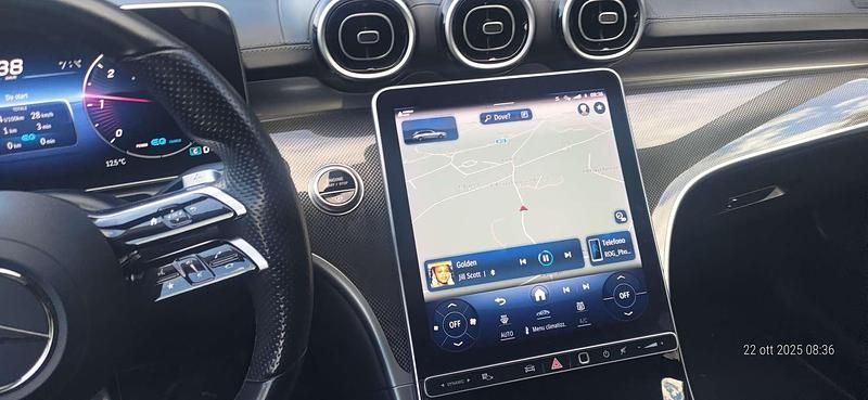 Grigio Usata 2022 Mercedes C220 Premium Station wagon | 31.500 € (Buon prezzo) - Immagine 1/4