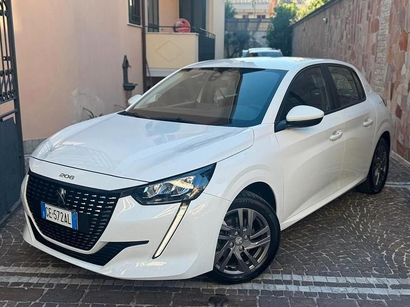 Usata Peugeot 208 Allure 101 CV (74 kW) 2021 Bianco Utilitaria