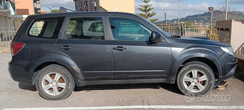 Usata Subaru Forester 2011 SUV
