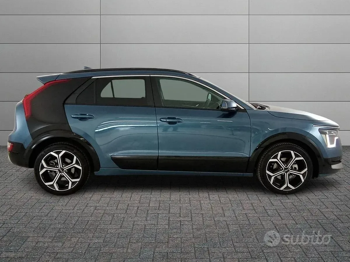 Usata Kia Niro 93 CV (68 kW) 2025 Blu SUV