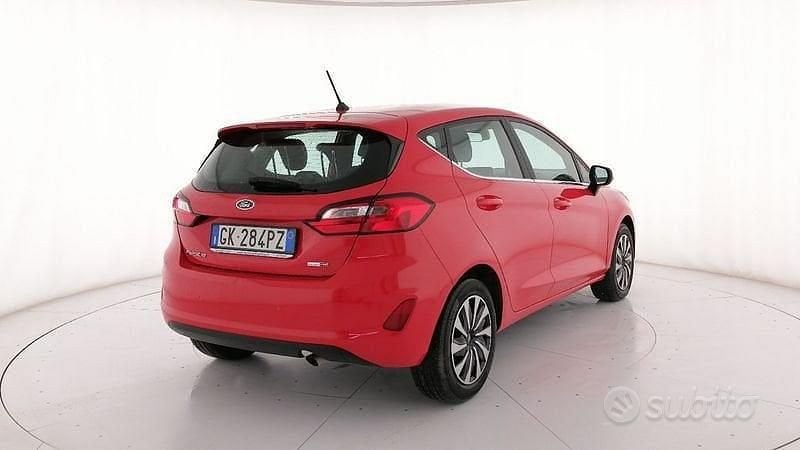 Usata Ford Fiesta Titanium 125 CV (91 kW) 2022 Rosso Berlina