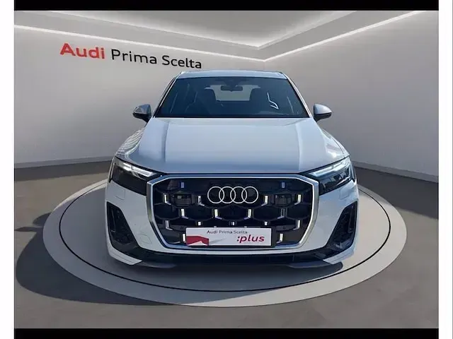 Nuova Audi Q7 S-Line 286 CV (210 kW) 2026 Bianco carrara SUV